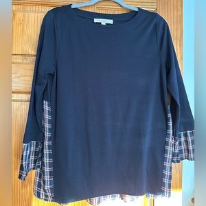 Three quarter sleeve top